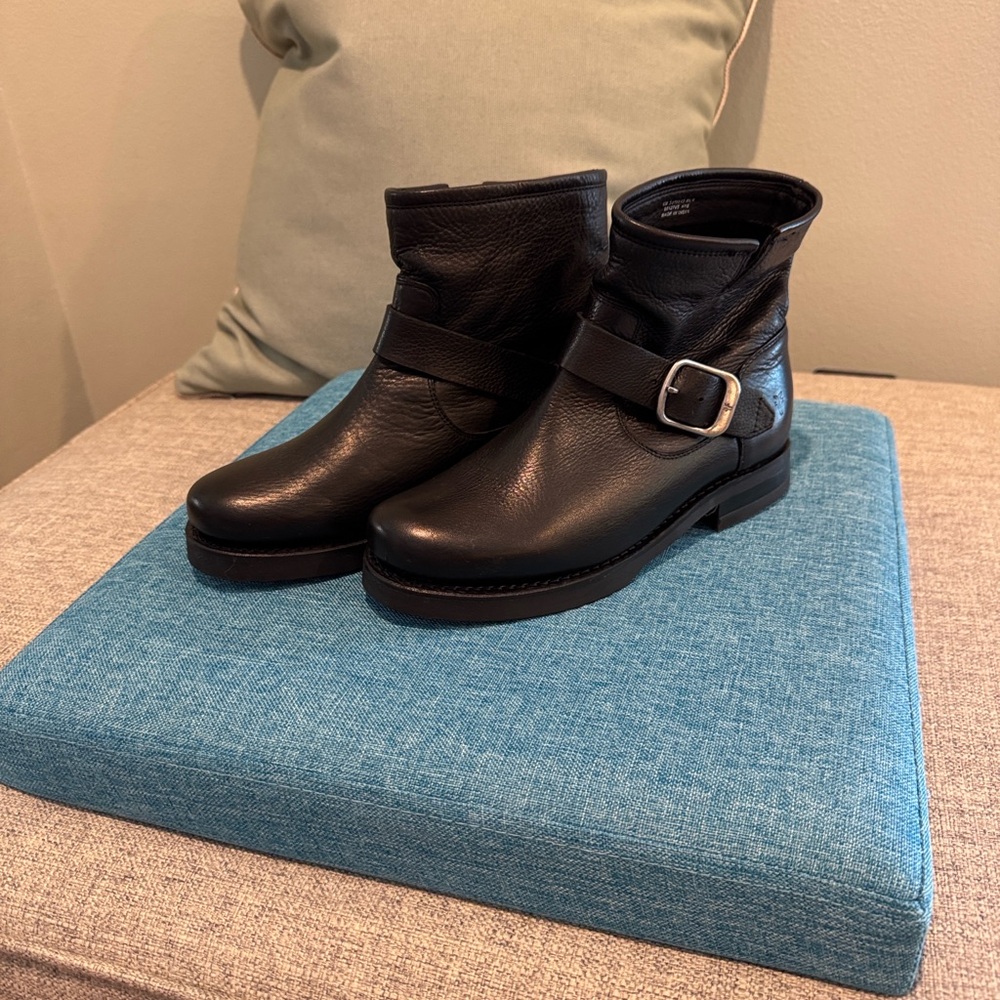 Black winter buckled frye boot - new without tags